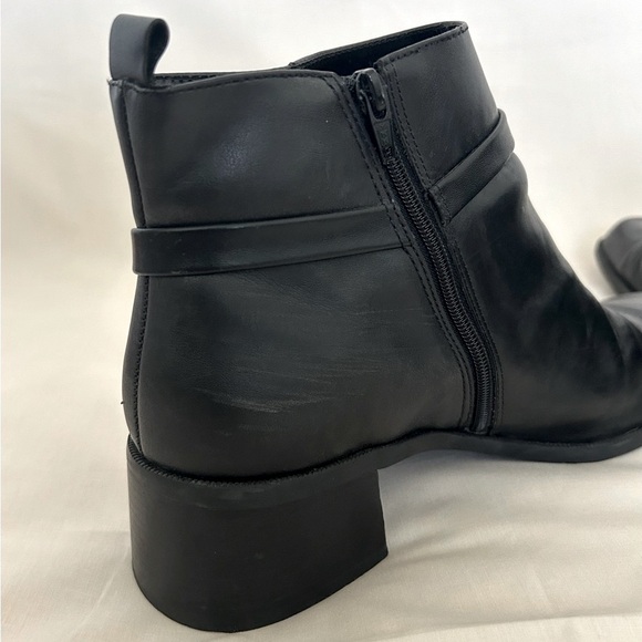 London Fog Heeled Boot - Picture 11 of 16